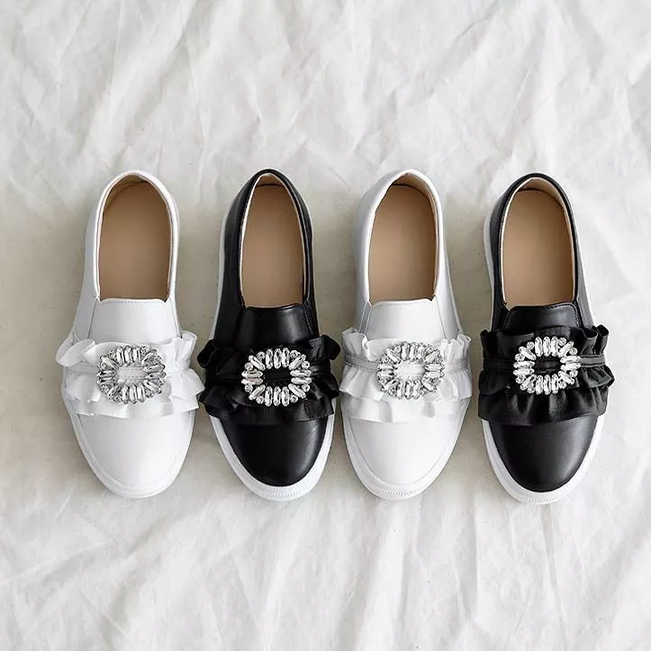 正韓空運~水鑽波浪單鞋 小白鞋 平底鞋 懶人鞋