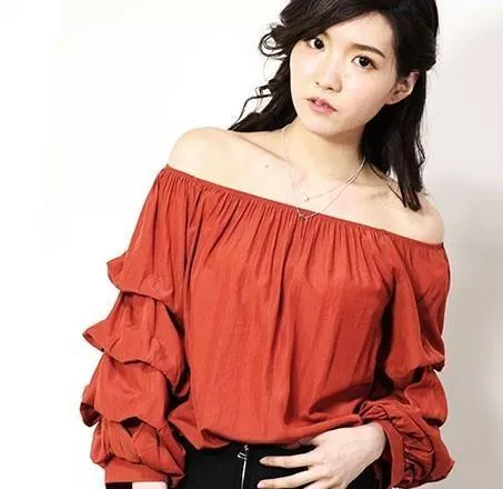 質感鬆緊蛋糕泡泡袖圓領鬆緊帶娃娃裝露肩一字領長袖上衣‧3色 /K015