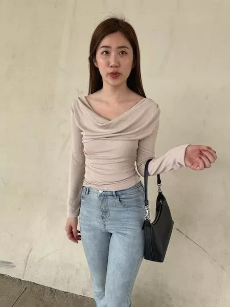 垂墜氣質感上衣