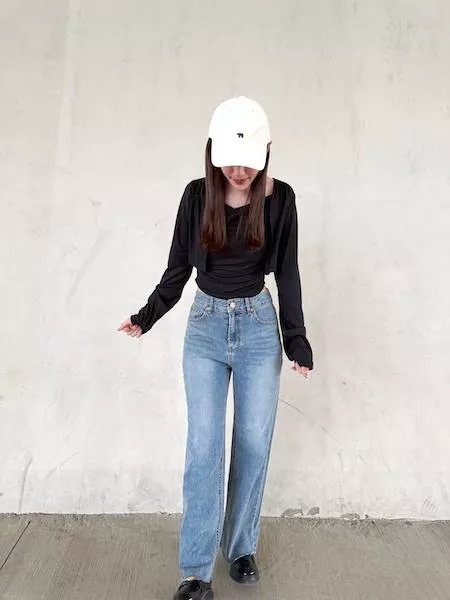 下擺剪裁牛仔褲