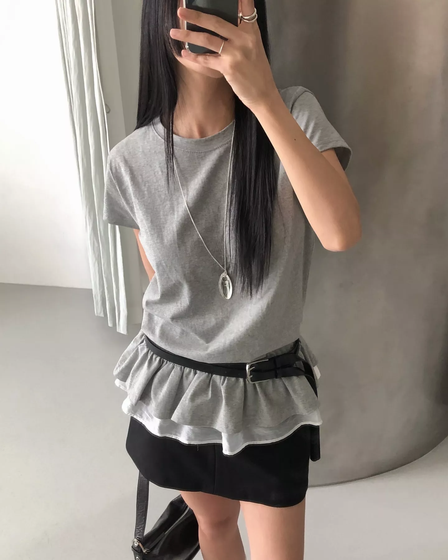 花邊收腰設計感上衣