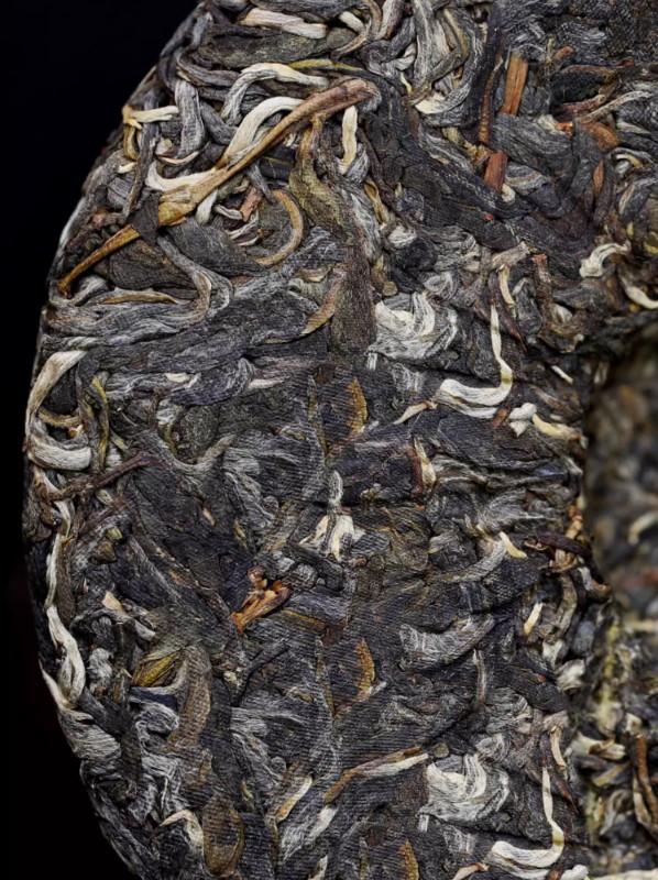 普洱茶生茶[彩程] 2021年 千山系列 蠻磚桃子寨古樹茶 357g 生餅