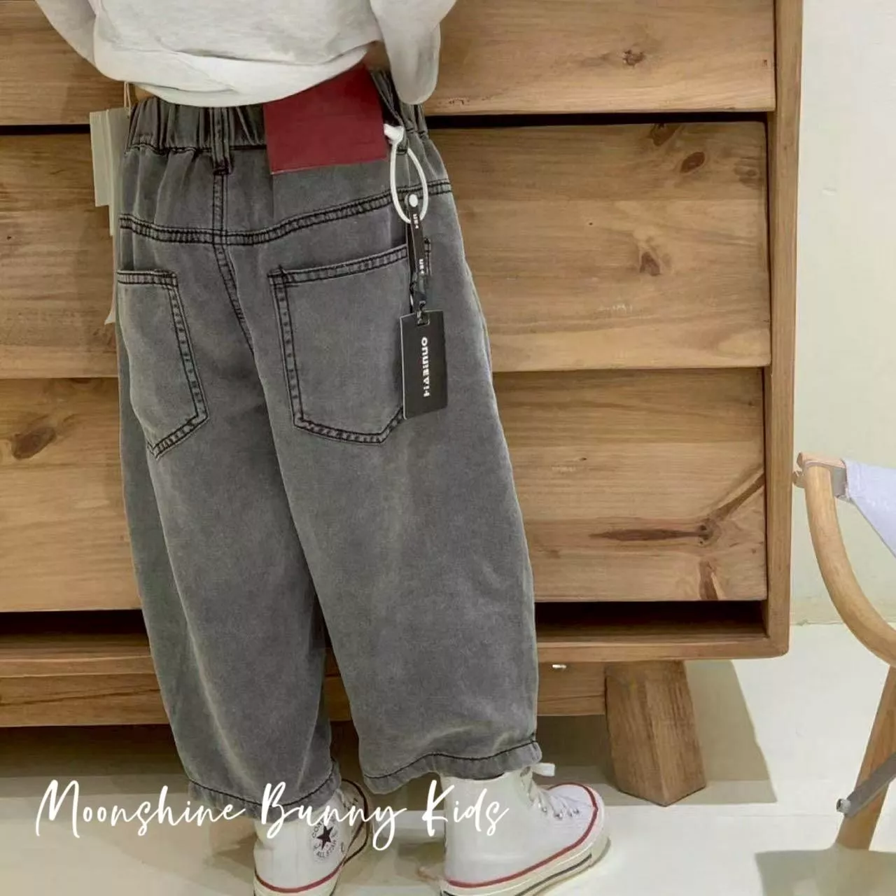 美式風格水洗黑寬版牛仔褲