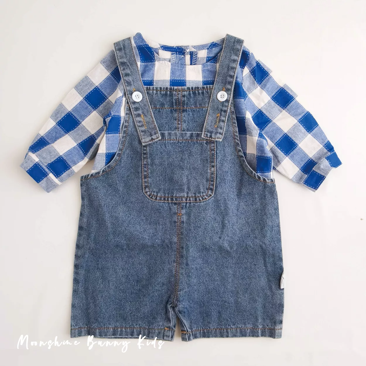 藍白格子背帶套裝