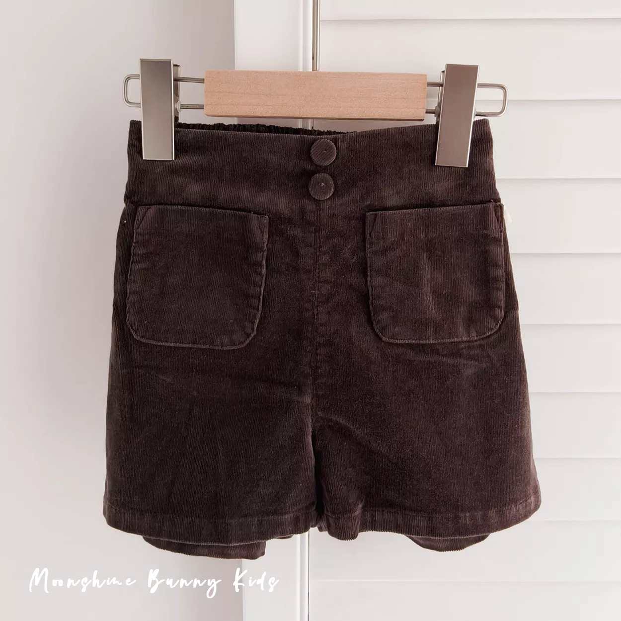 修身高腰燈芯絨短褲