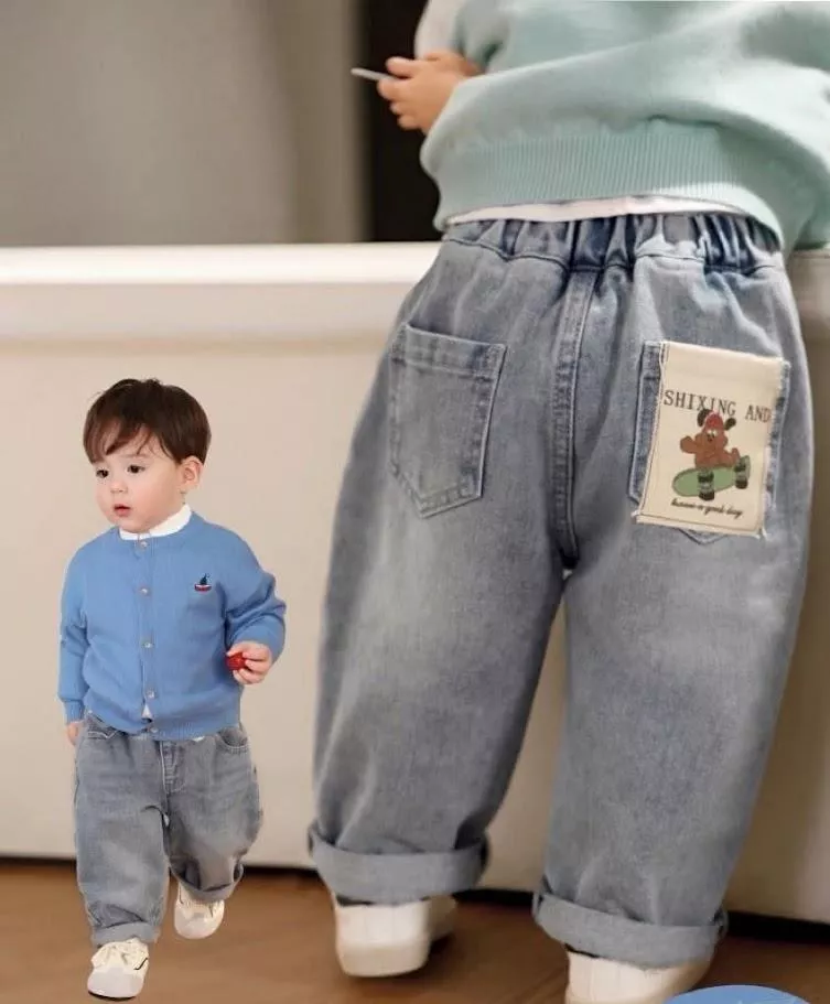 口袋圖案摩登牛仔褲