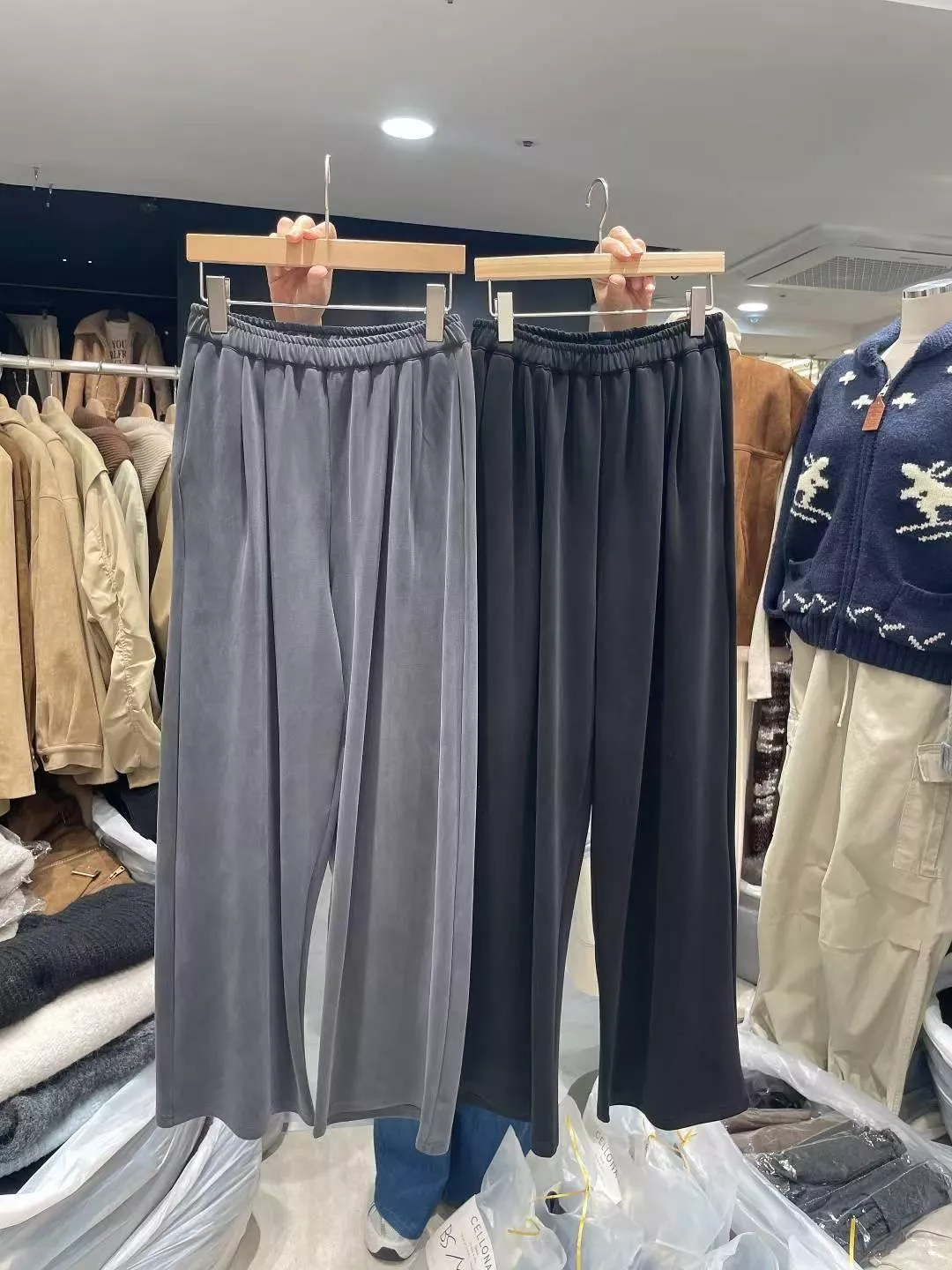 《奶霜冰滴》正韓超瘦寬褲