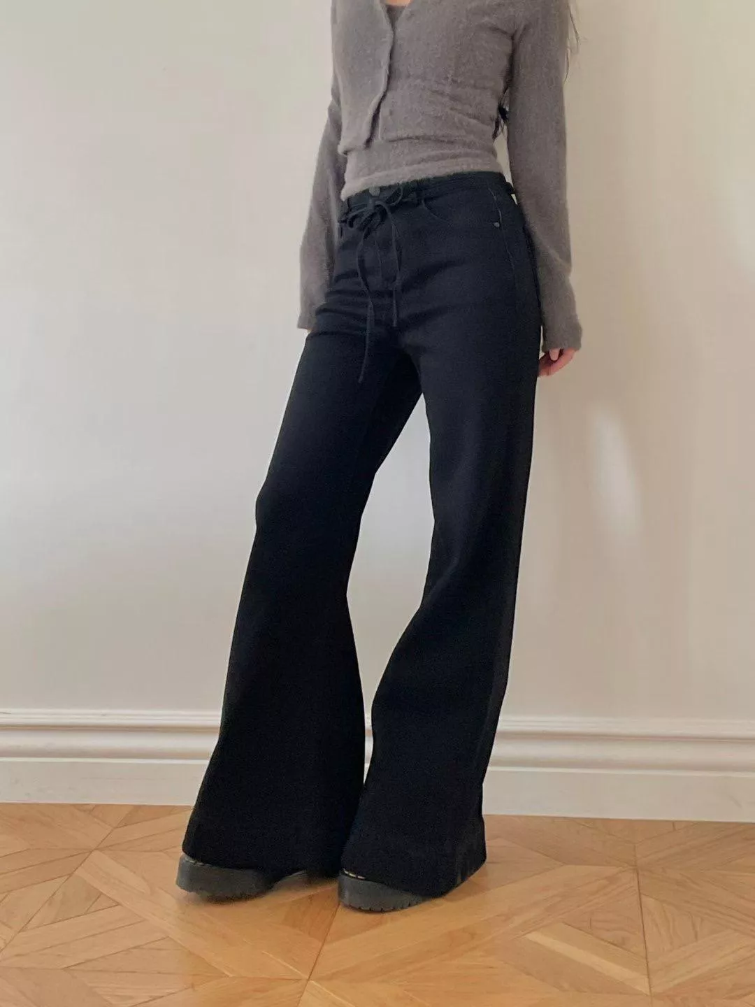 《靛夜第一幕》正韓靴型牛仔褲