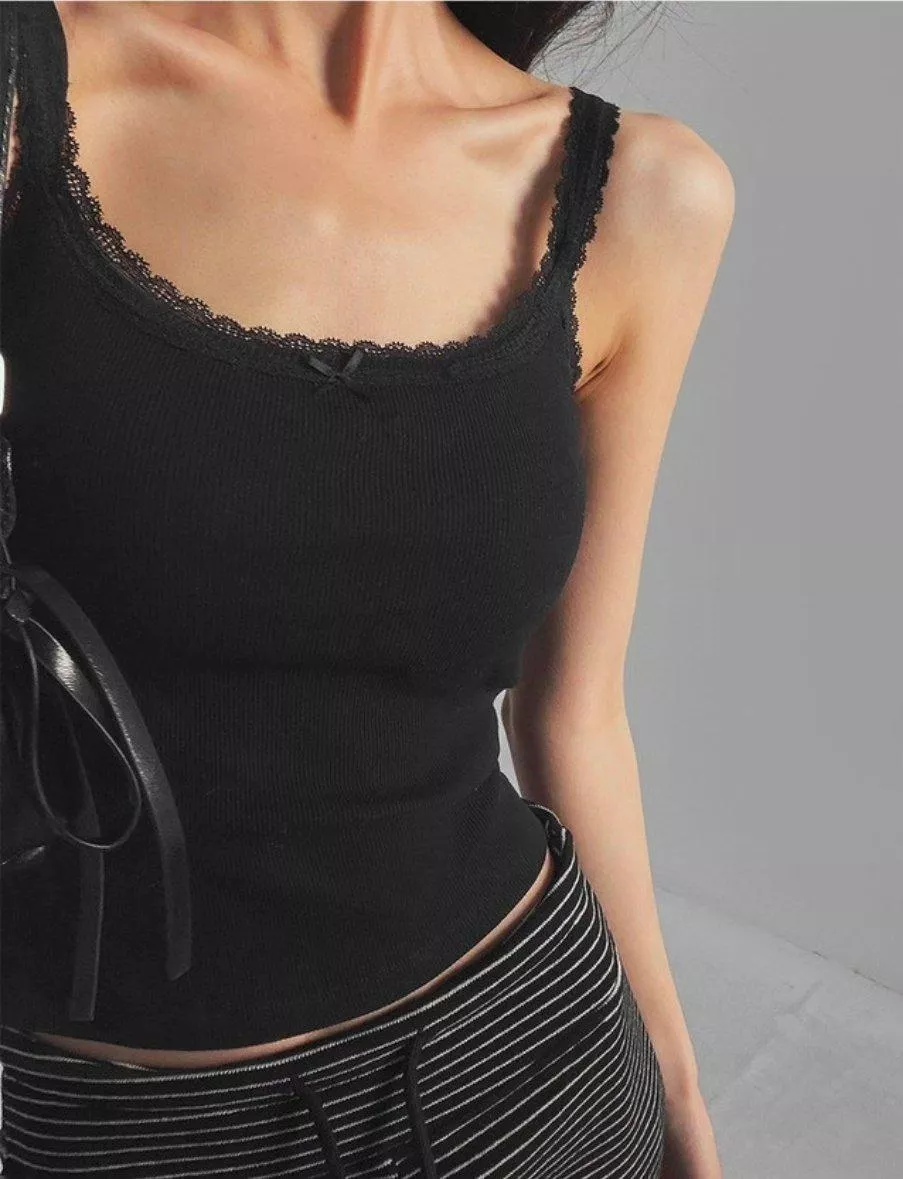 《蕾絲邊界》正韓蕾絲肩帶 Bra top