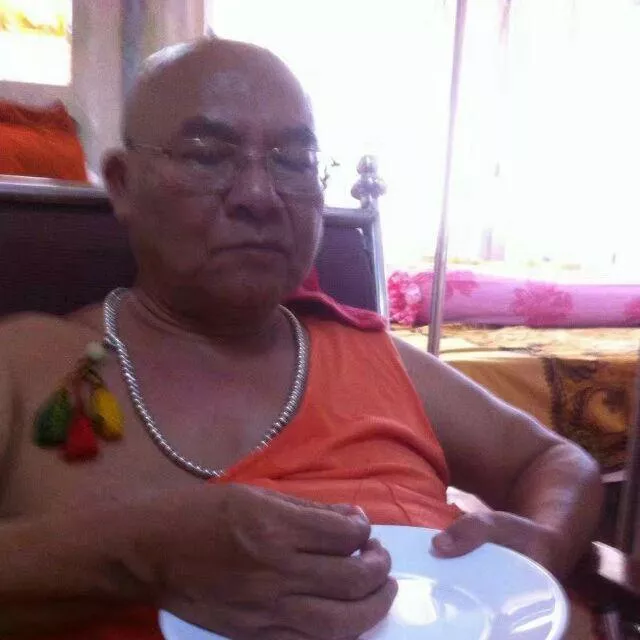 迦葉佛陀 髮舍利 (非常稀有難得)