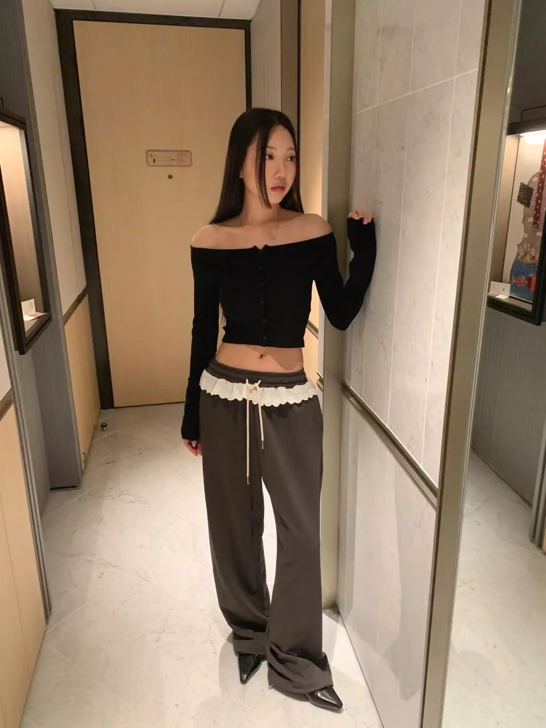 Skyler🇰🇷 FORMAL 蕾絲拼接寬鬆長褲