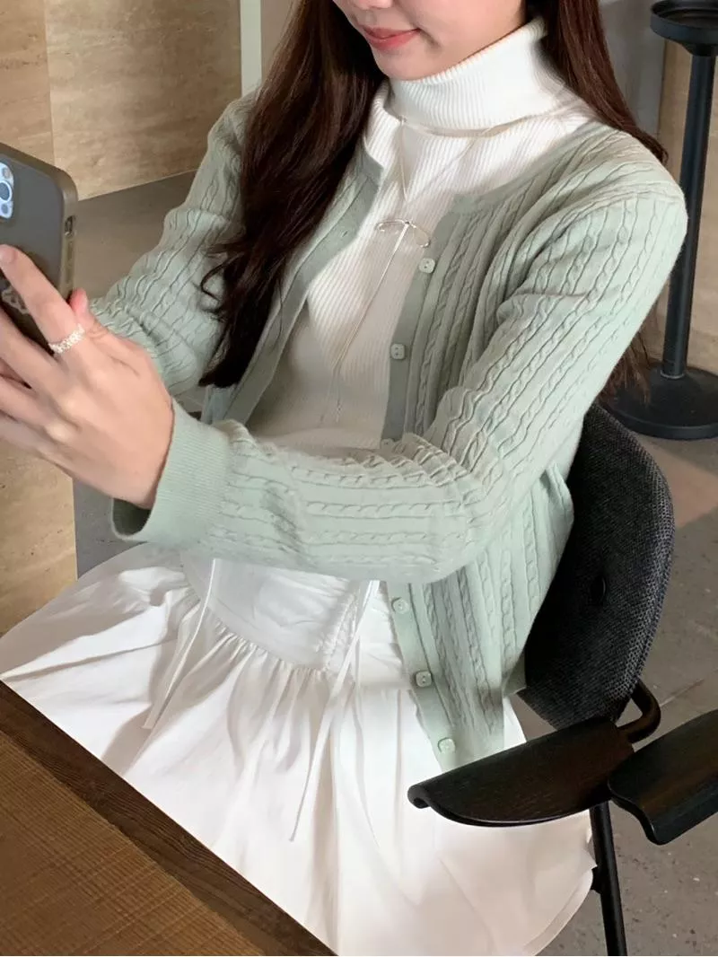 [包色款] 人氣自留款．初戀多巴胺針織小外套（4 color）