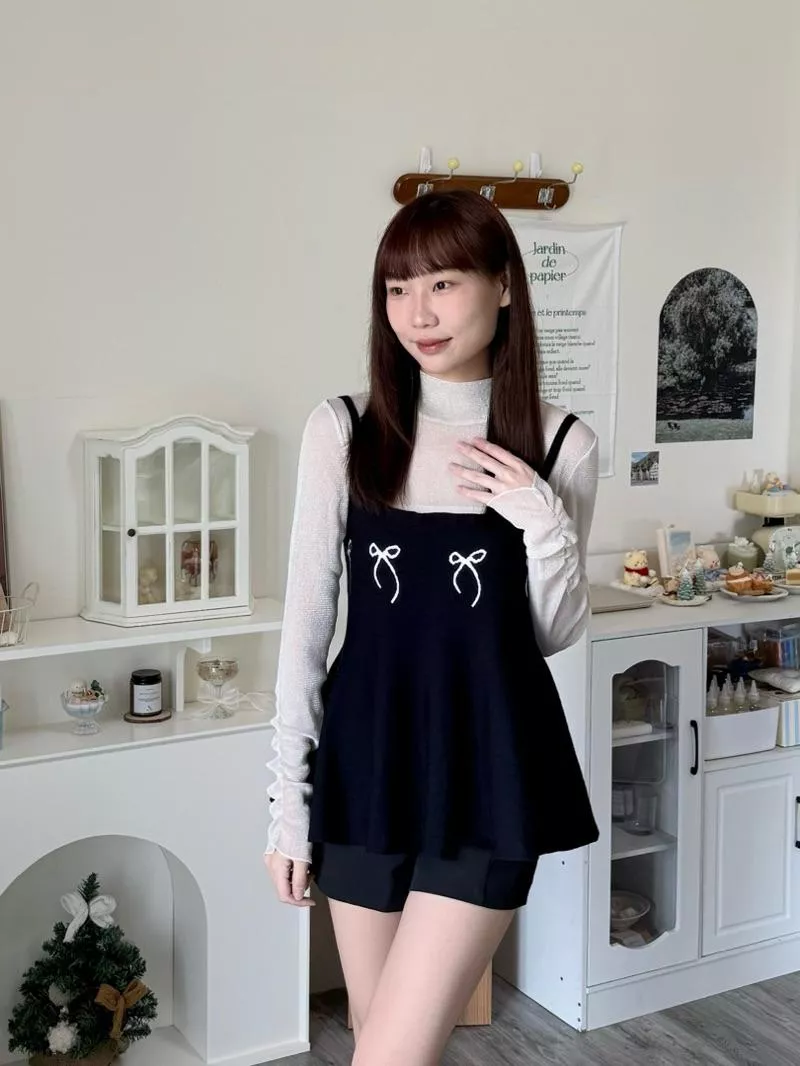 甜美俏皮蝴蝶針織吊帶(2 colors 黑/灰）