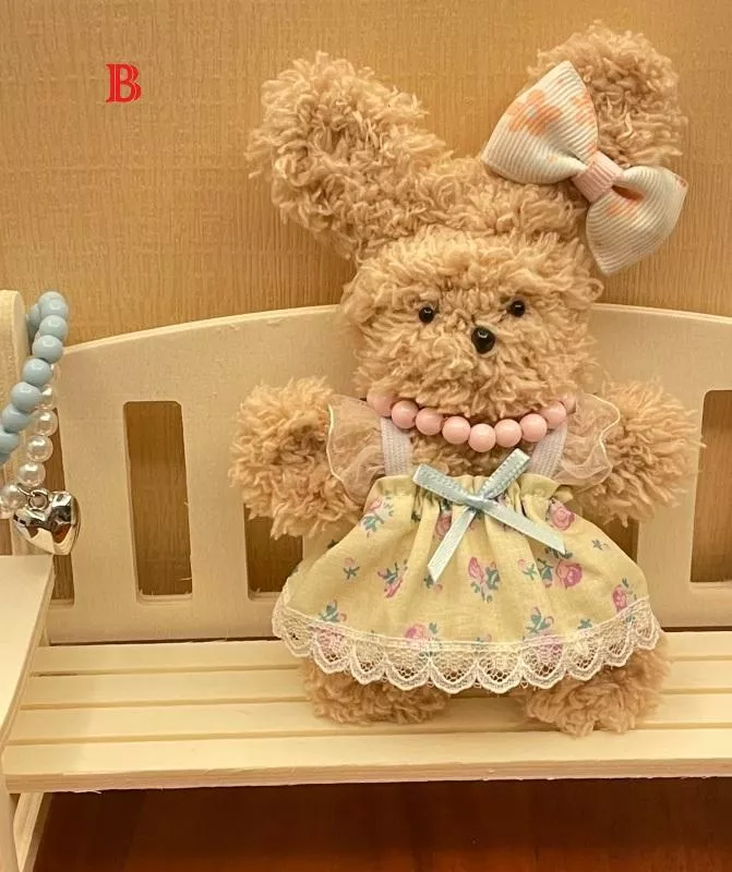 洋裝兔兔