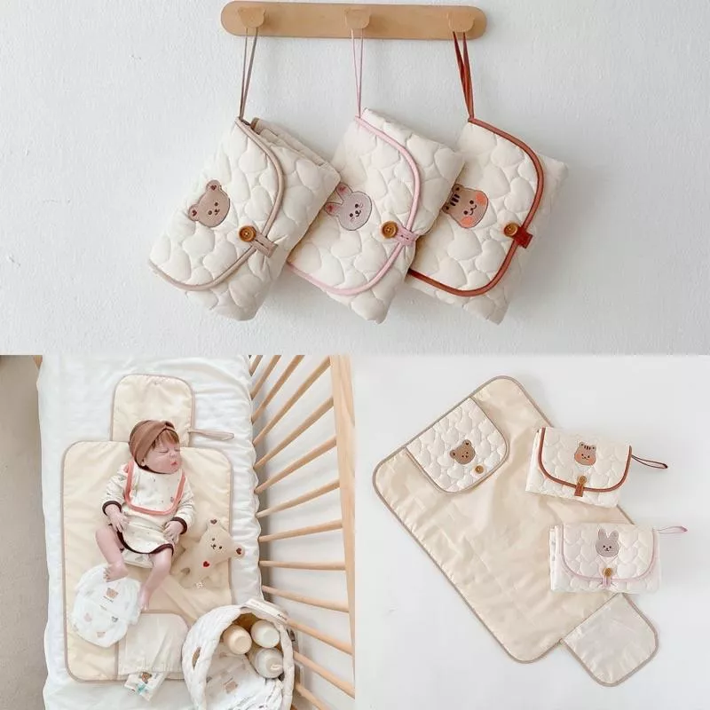 韓國嬰幼兒外出攜帶式隔尿墊 防水墊 尿布墊(現貨)