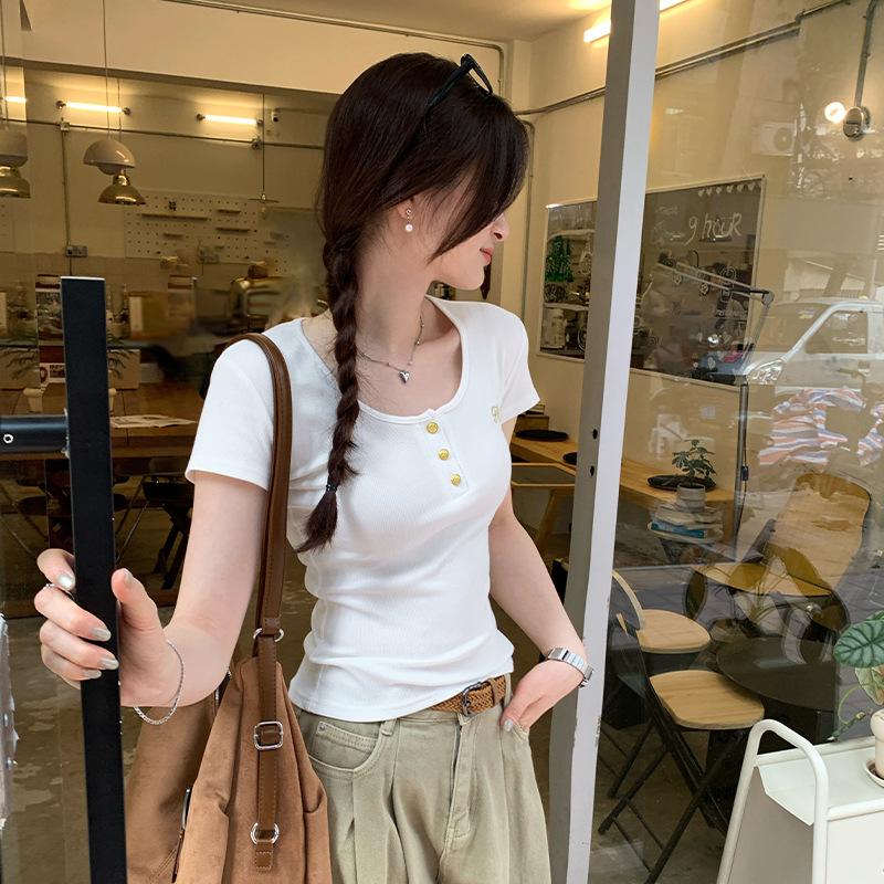 2025連結刺繡正肩短袖上衣B119