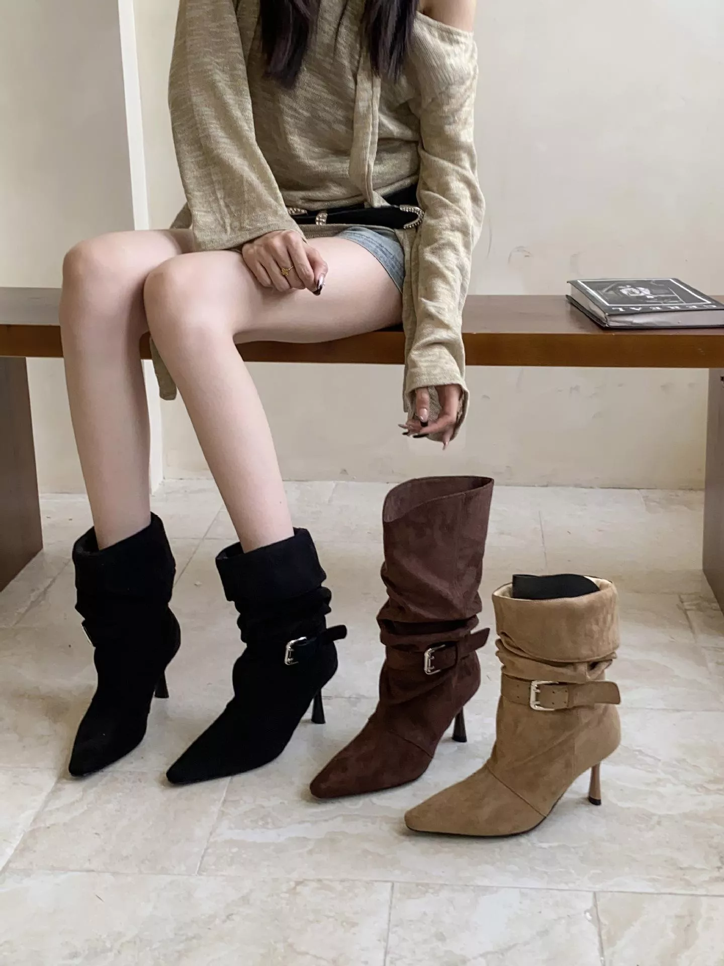 2025秋冬新款尖頭歐美絨面細跟高跟靴M664