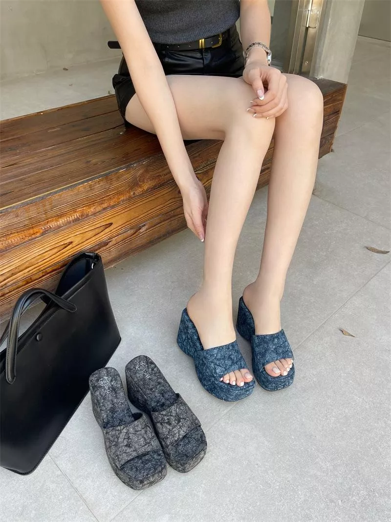 2026夏季厚底方頭牛仔布涼拖鞋A2655
