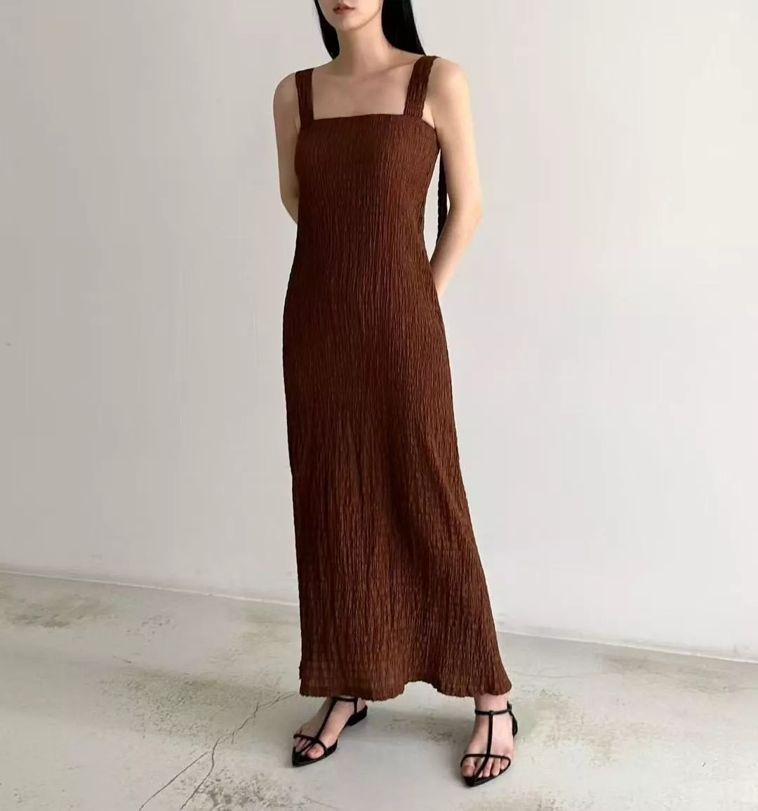 韓國東大門直送｜綁帶肩帶壓紋長洋裝