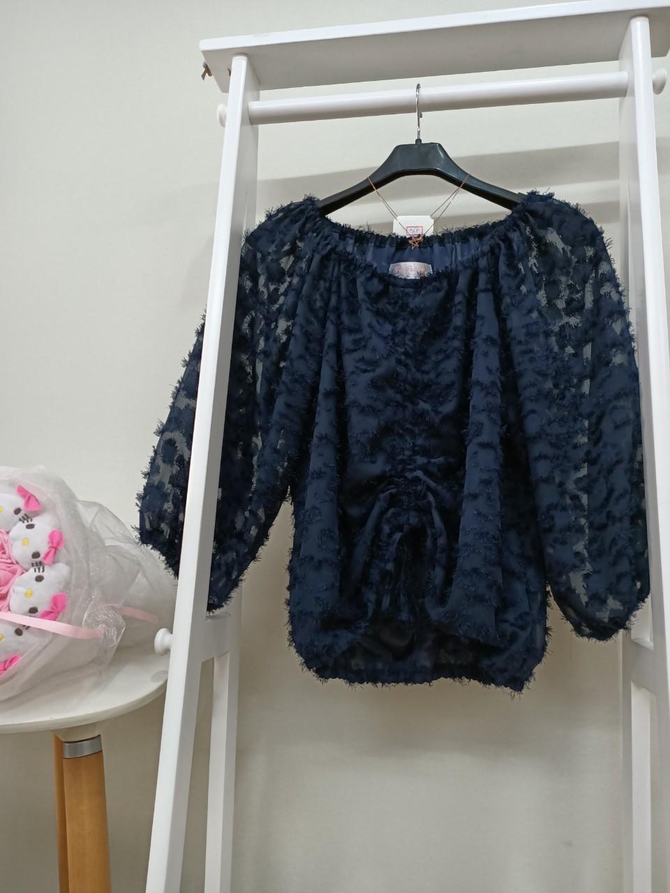 絲綢短版上衣(價格詢問請加賴ID:073106108一對一客服)