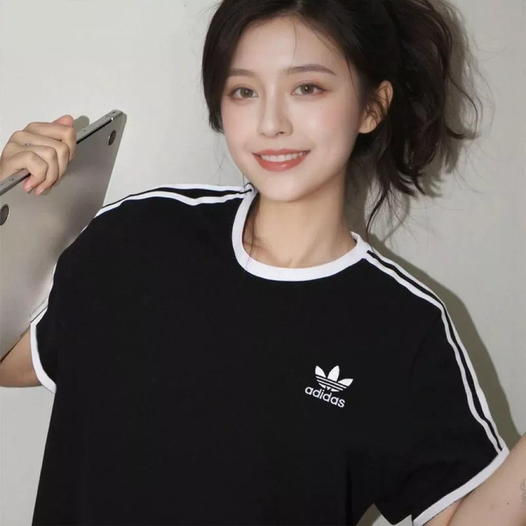 Baju Mirip Adidas Unisex Adidas風格中性T恤