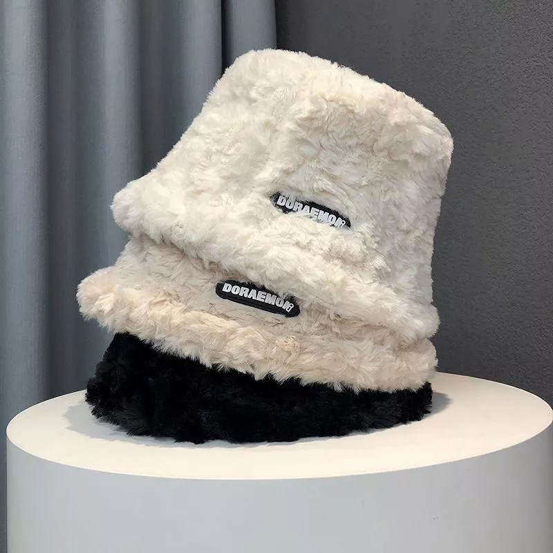 Topi Bucket Bulu Domba – Hangat, Lembut & Stylish untuk Musim Dingin 🐑 羊羔毛漁夫帽 – 冬季保暖柔軟時尚帽款