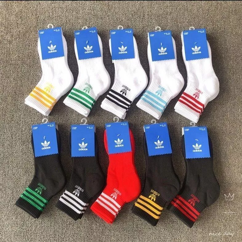 Kaos kaki Adidas Premium 1set isi 5pc🧦 四季棉質運動襪 – 三道條中筒襪 一組5雙