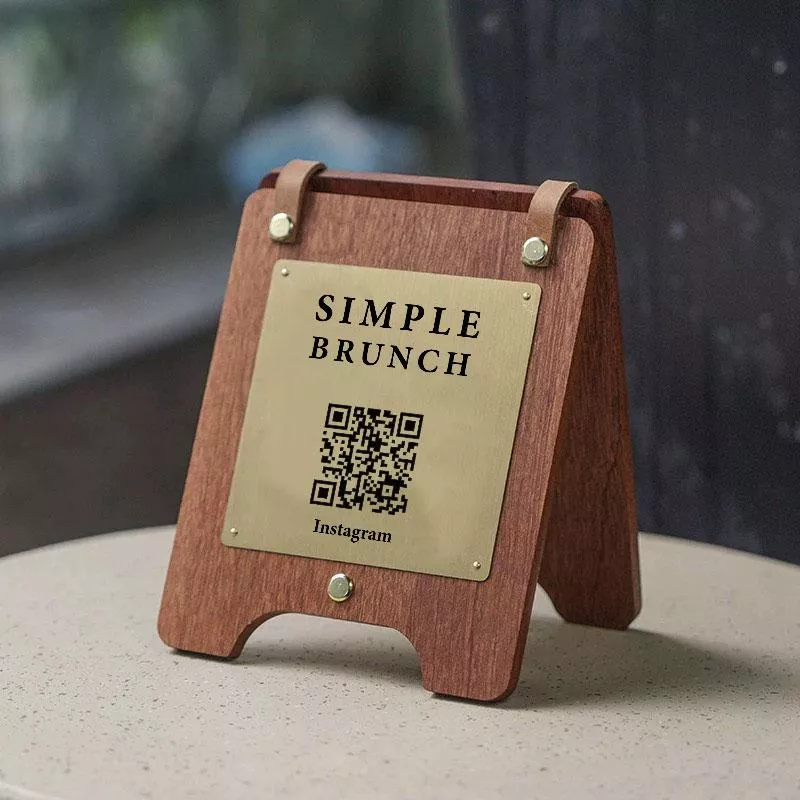 客製化 | 桌上型木質黃銅展示牌