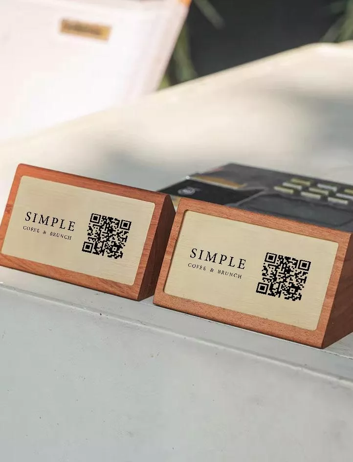 客製化 | 實木三角展示牌