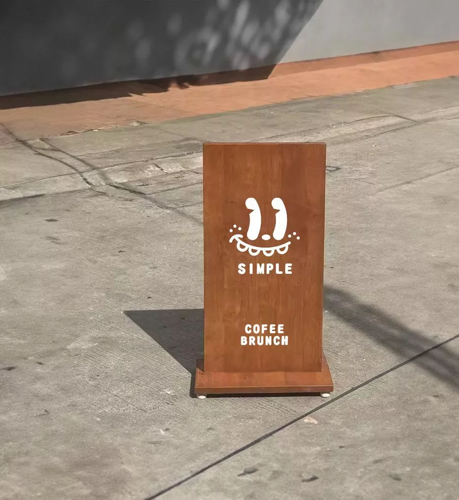 客製化 | 木質落地展示牌