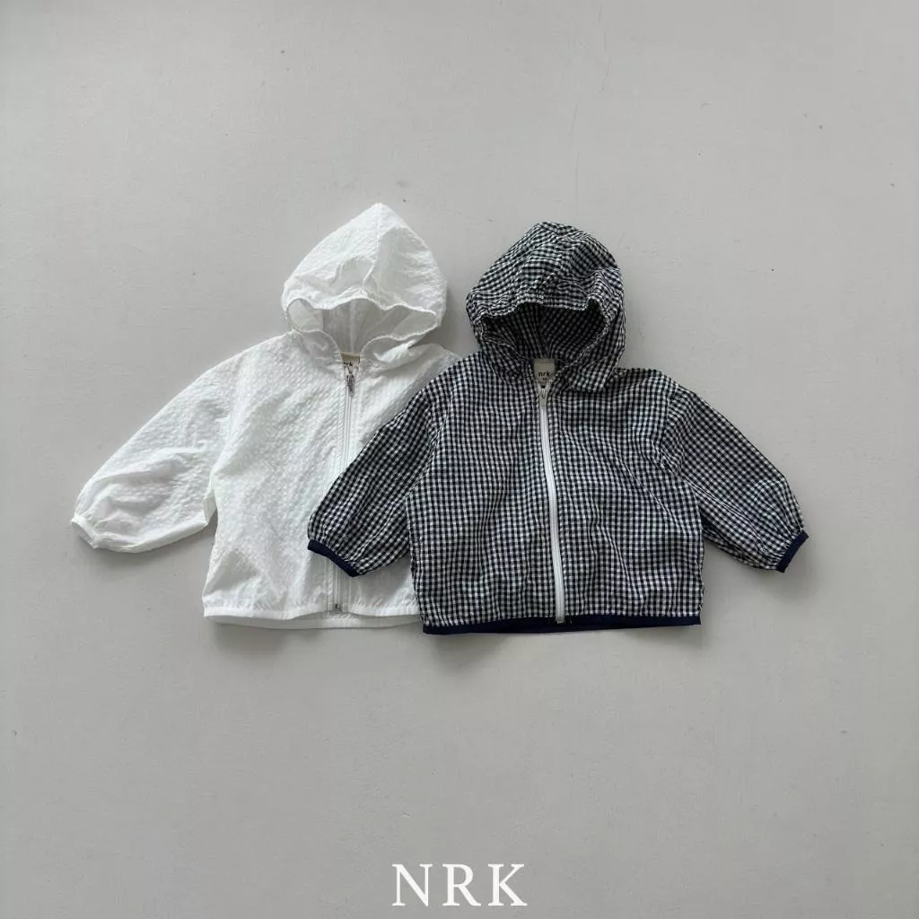 Nrk 25P連帽風衣外套