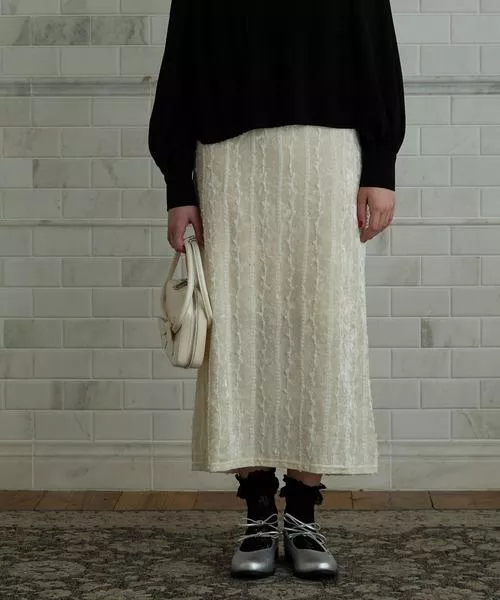 預購🇯🇵自留款🤍花紋天鵝絨質感窄裙