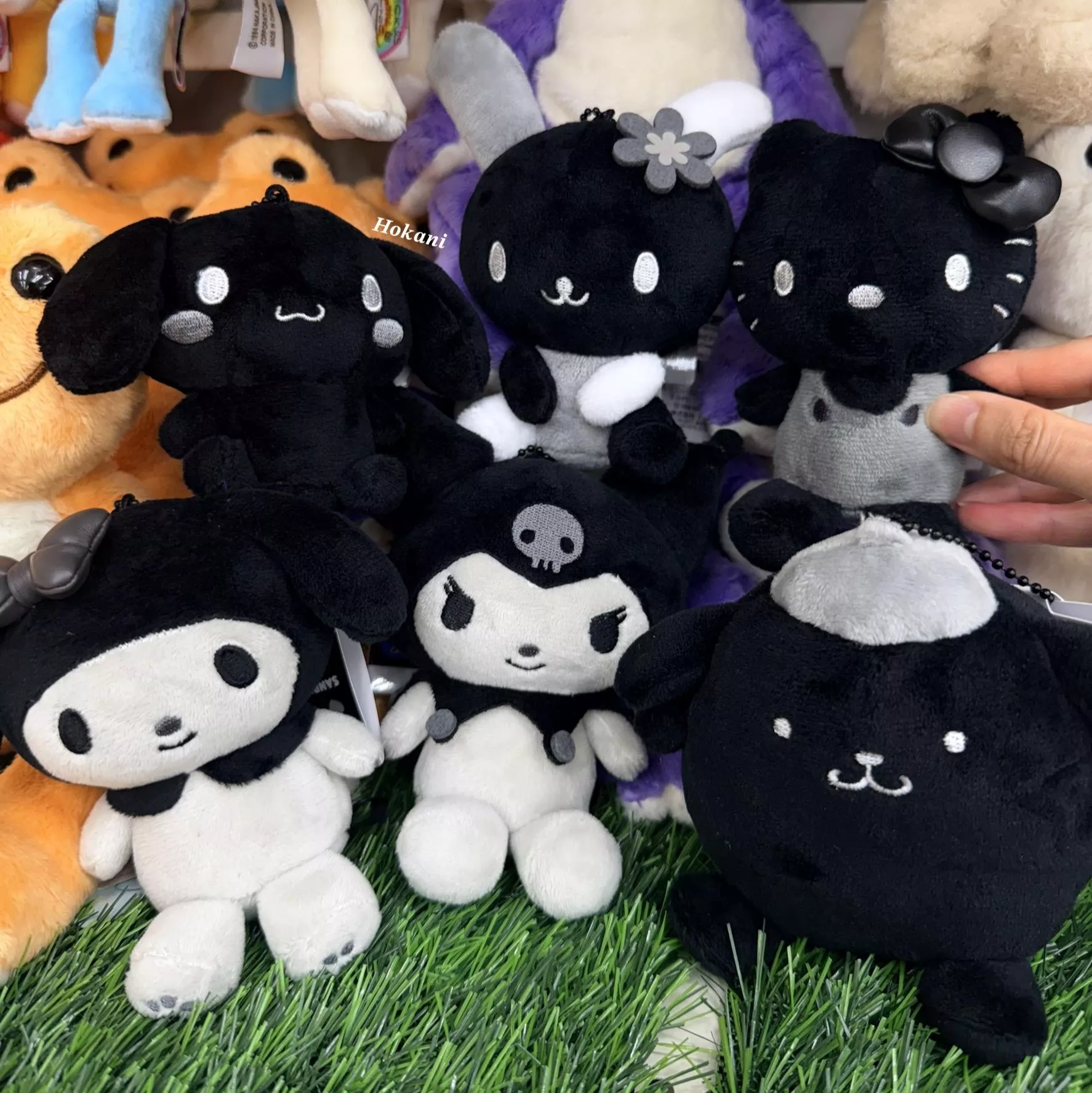 預購🇯🇵日本限定黑白三麗鷗🖤全身吊飾｜花小兔 美樂蒂 Kitty 庫洛米