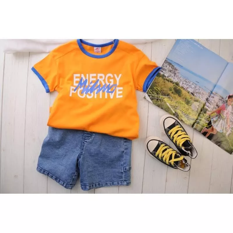 (現貨) 春夏款撞色邊英文字母上衣