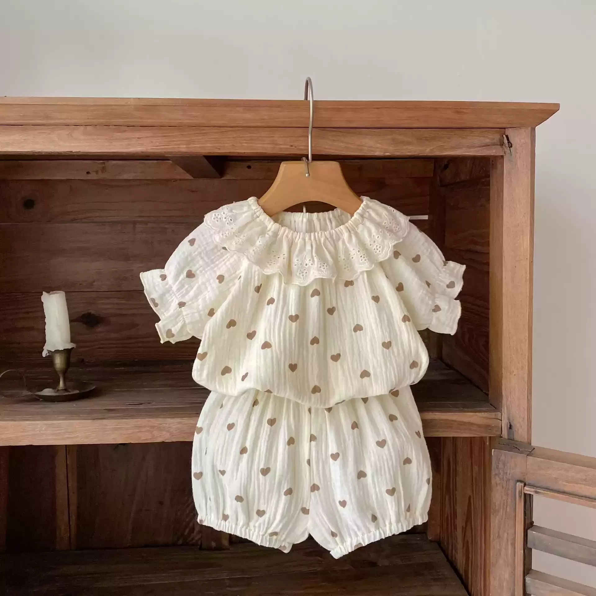 《AB535》愛心滿版印花緹花領兩件套裝