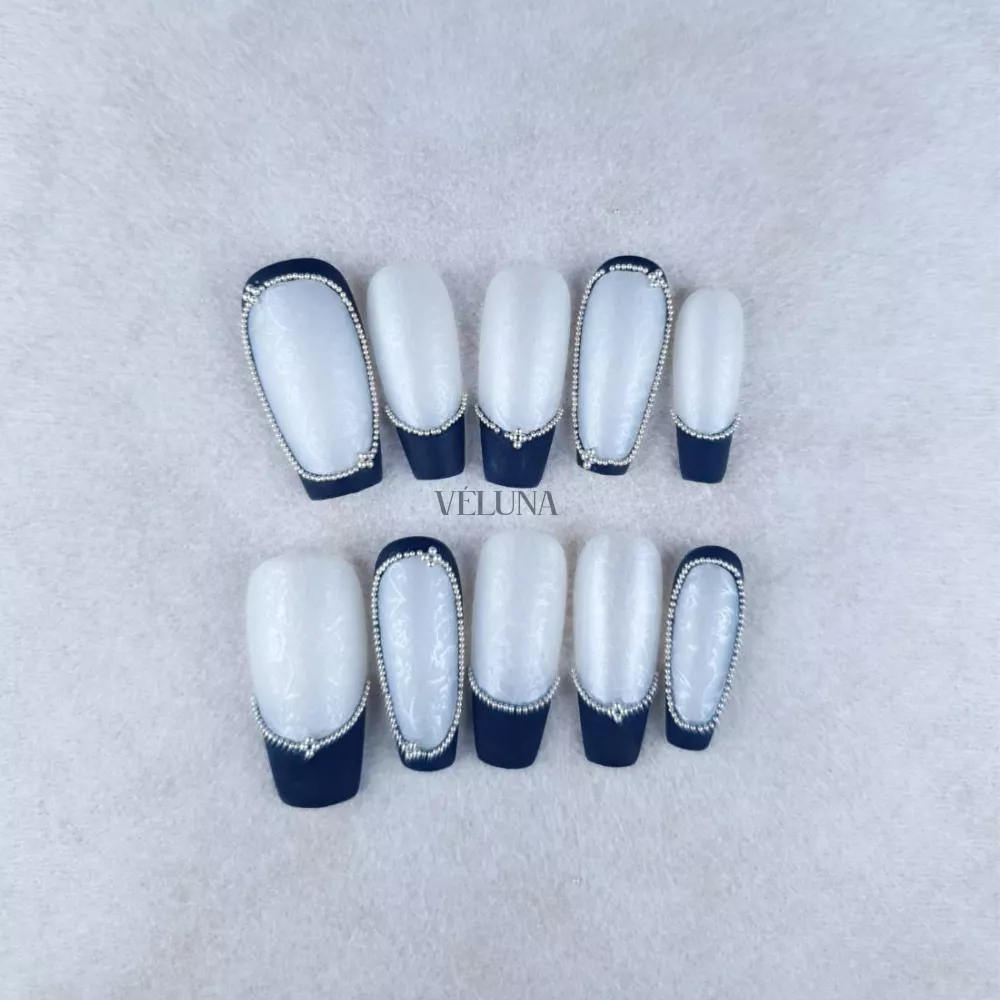 月靄羅紋（Lunar Brocade）