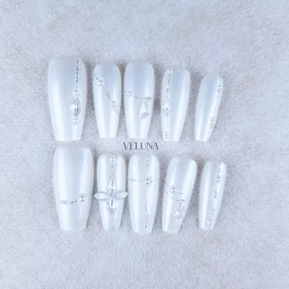 月誓輕紗（Moonlit Vow）