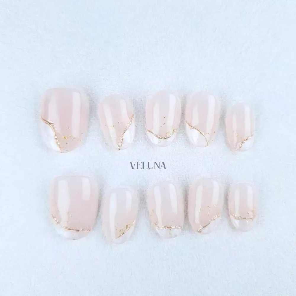 月光餘暈（Lunar Veil）