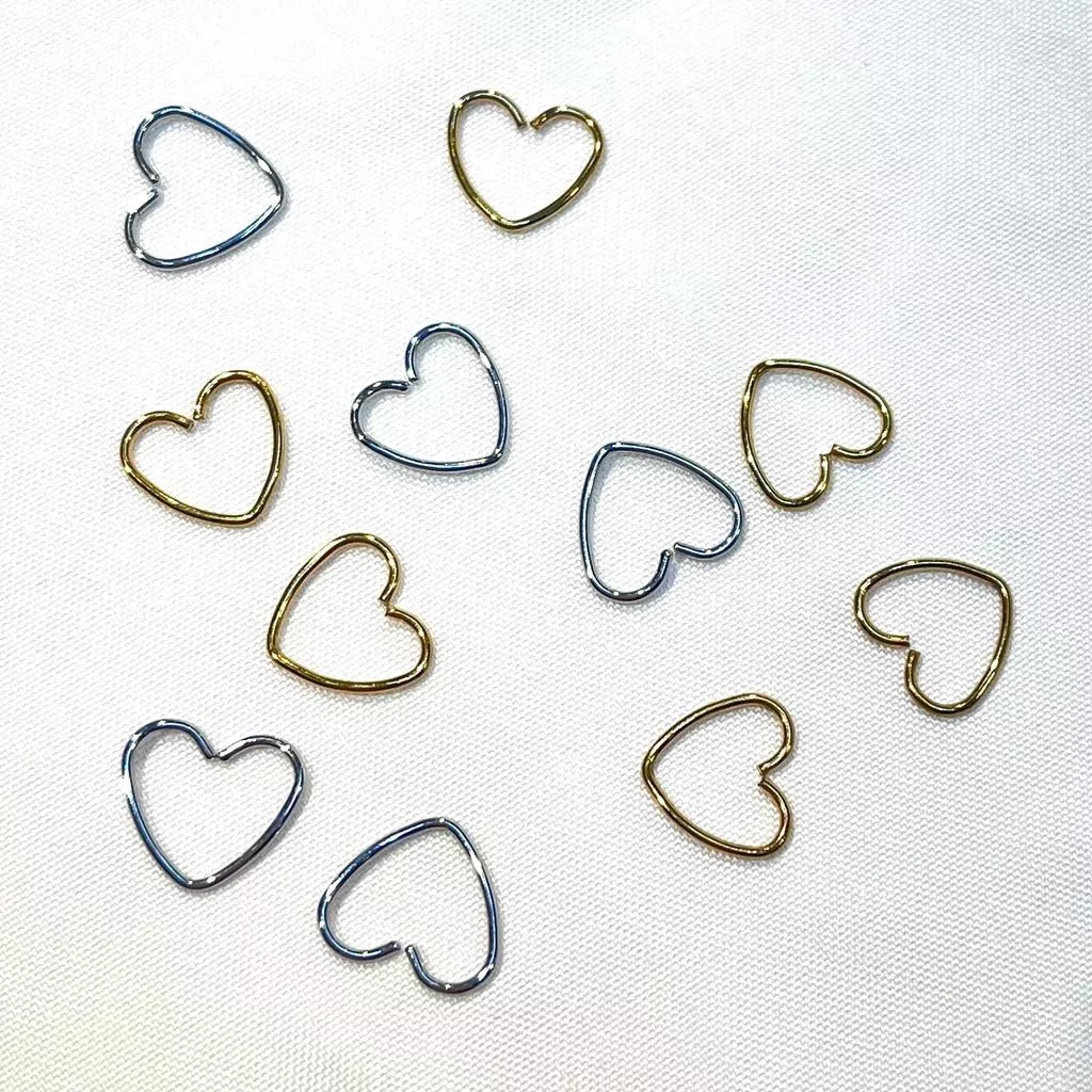 阿君的店｜鈦鋼抗過敏 愛心細針萬用耳環