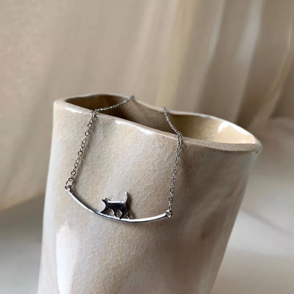 繩索上的貓 鍍銀鎖骨項鍊