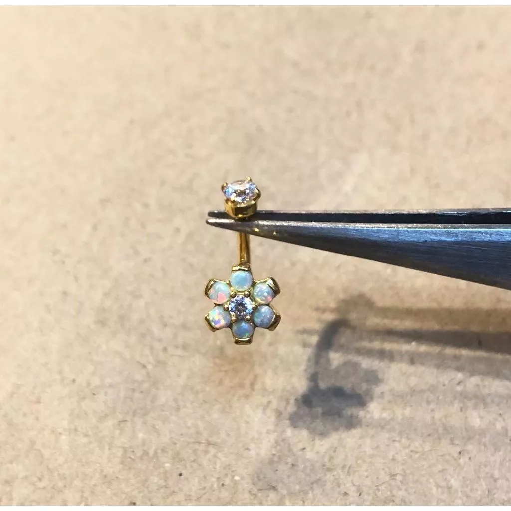 阿君的店｜ 花朵澳寶石 L型rook 萬用環 / 白、綠 兩色