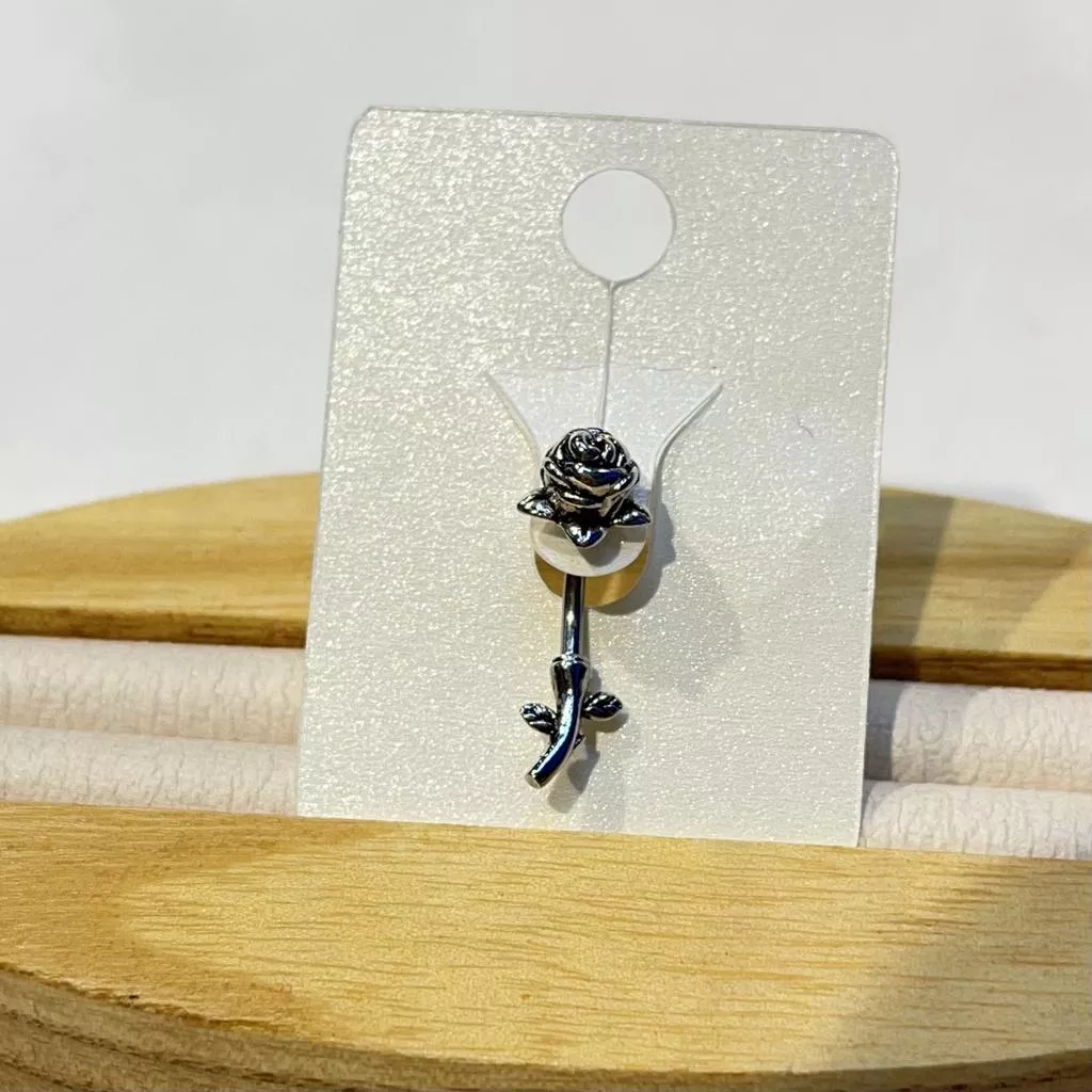 阿君的店｜復古玫瑰花 rook 眉釘 萬用環