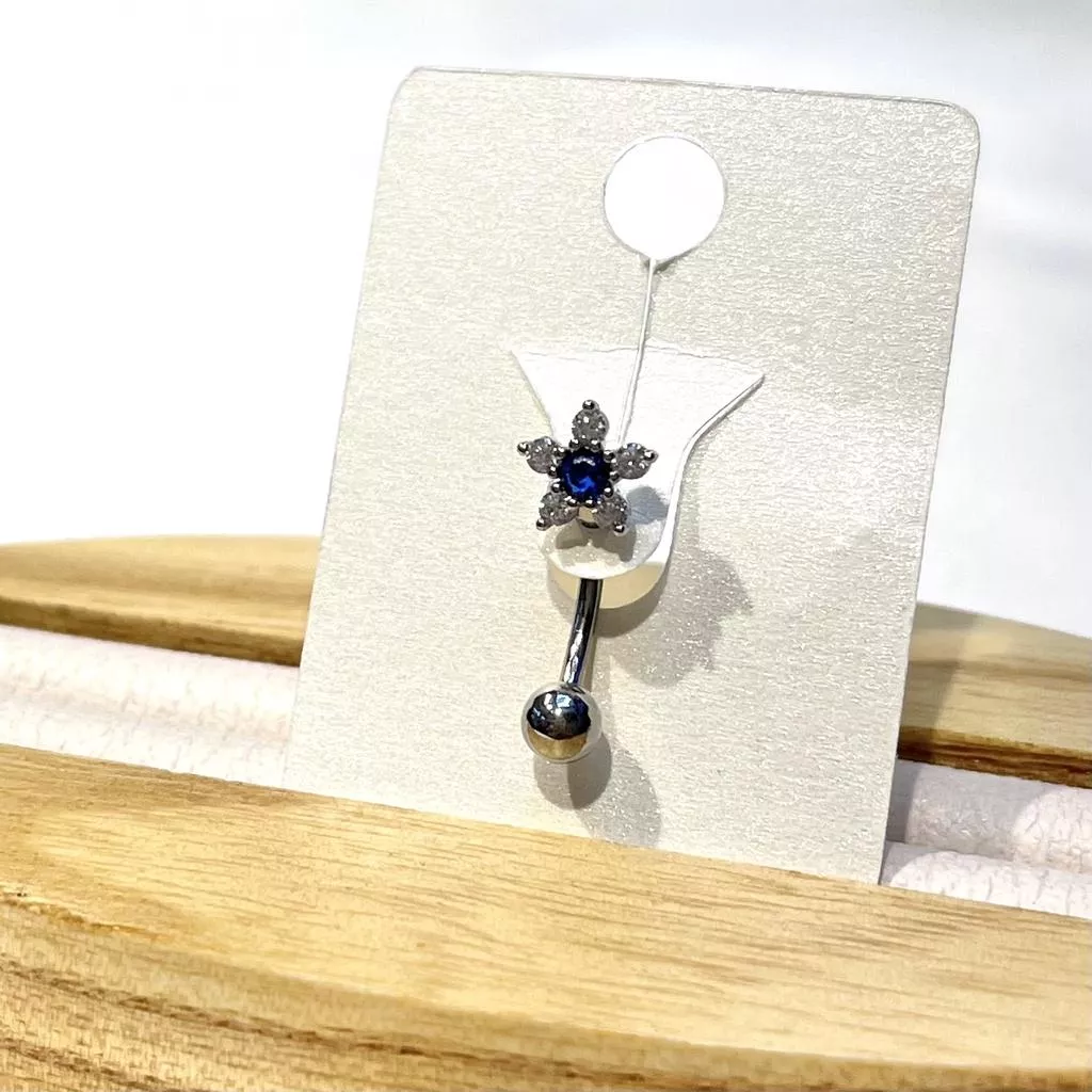 阿君的店｜水鑽花朵 rook 眉釘 萬用環