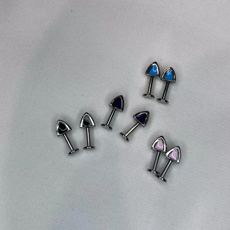 阿君的店 ｜ 醫療鋼 抗過敏 小貓耳朵尖耳環