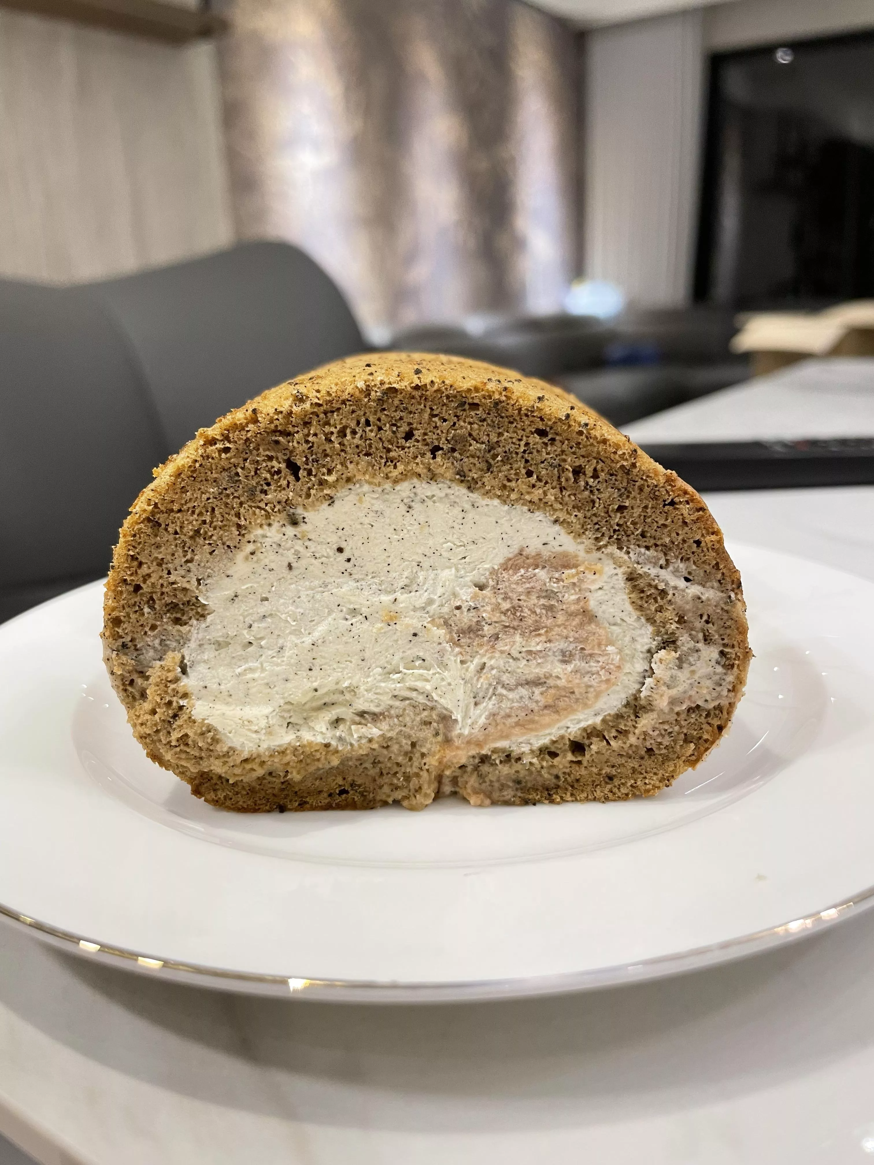 伯爵栗子生乳捲