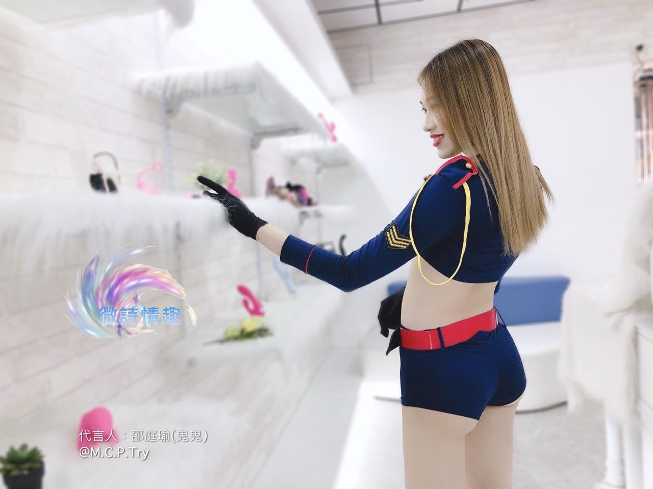 👮🏻‍♀️Cosplay-海軍軍官