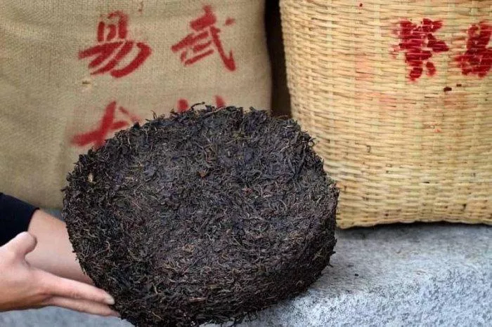 🍂80年代 榮昌號 易武古樹老生茶(300g)｜傳統竹筐裝 × 陳香內斂 × 喉韻悠長 × 收藏品飲皆宜 信德茶行🍂