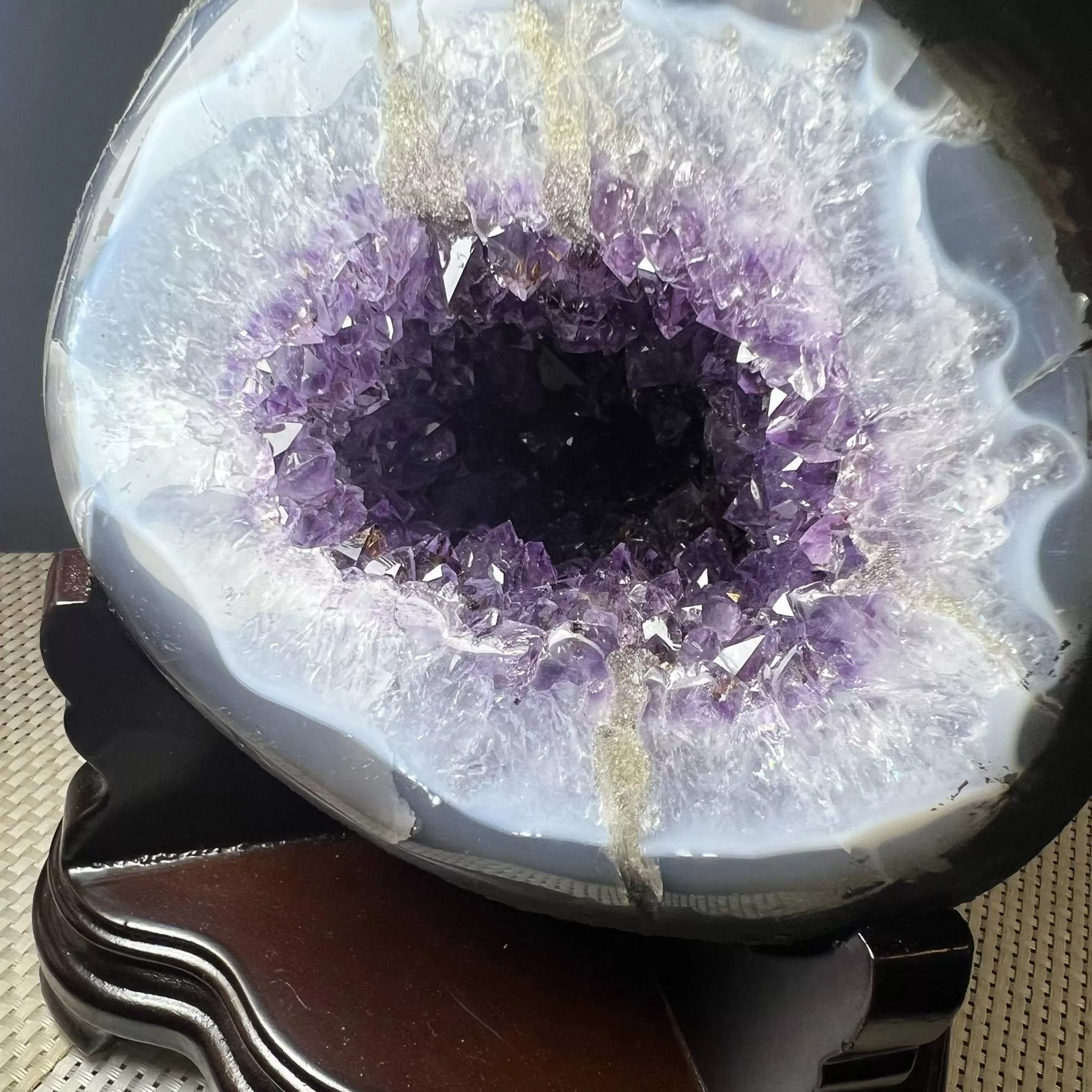 開運水晶 錢袋子(紫晶洞)