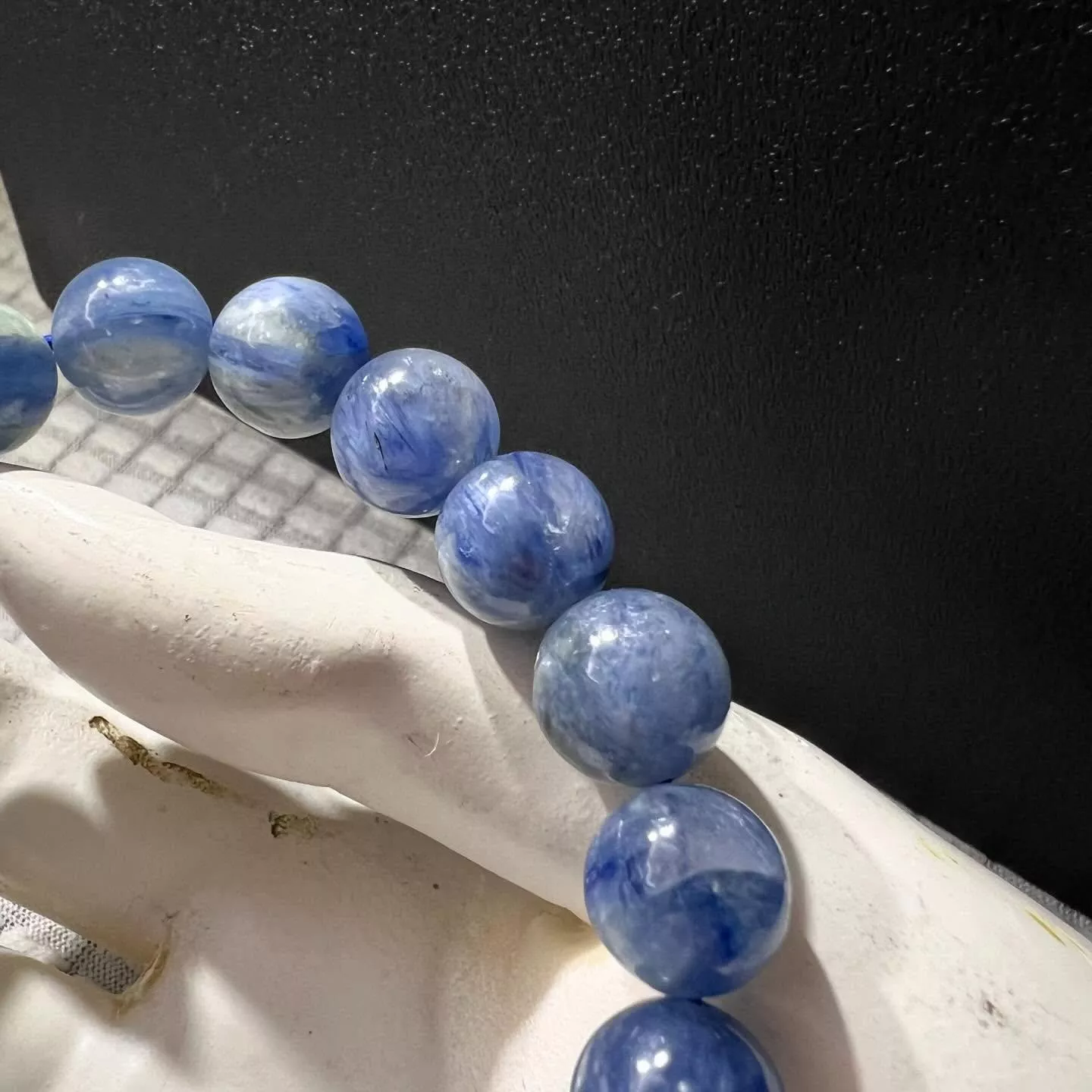 🔷✨高階藍晶石・清晰與覺醒的力量✨🔷 天然藍晶石手串｜11mm｜高品質等級・氣場純淨