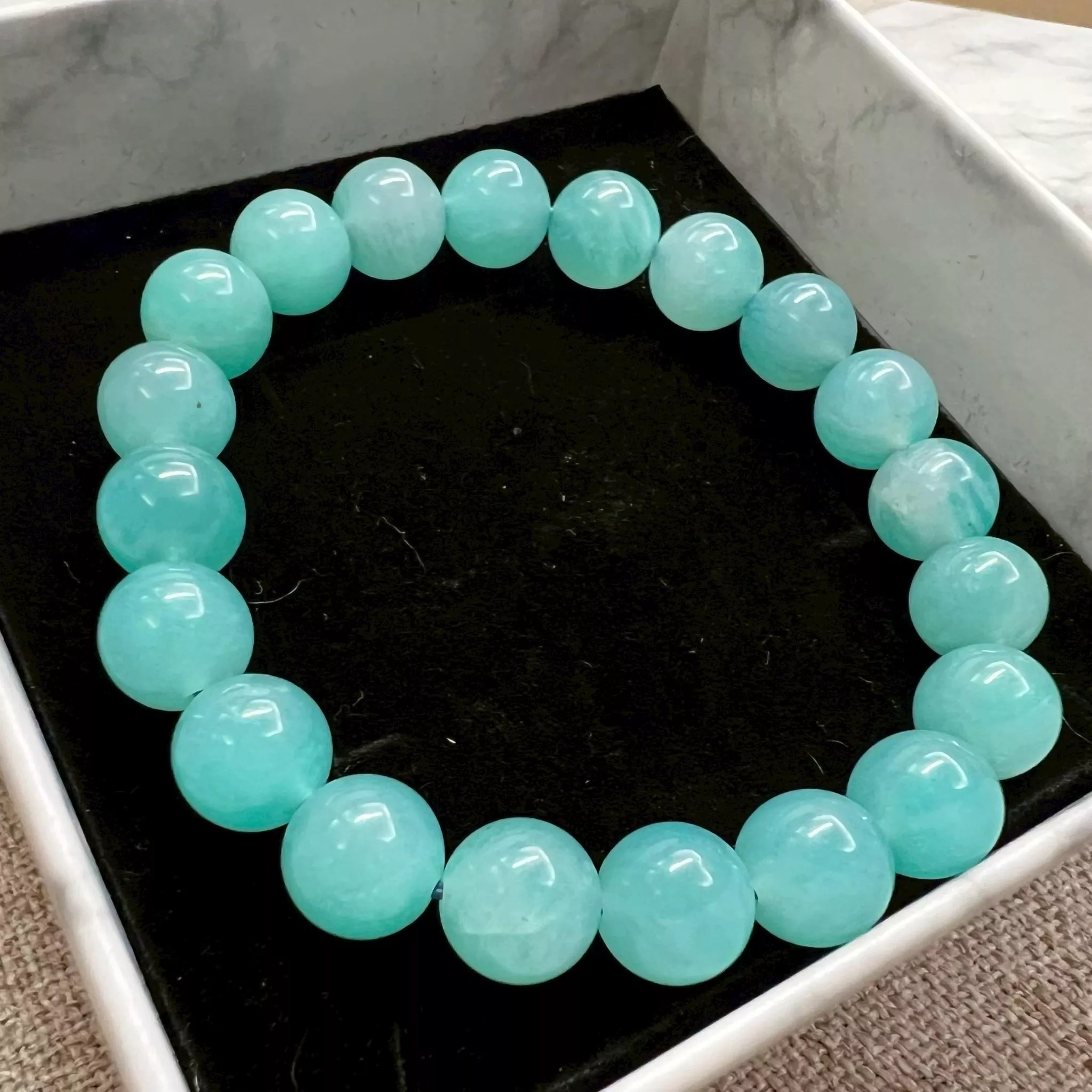 🌊💚療癒藍綠光・心靈能量石💚🌊 9.4mm 天河石手串｜柔和清新・勇氣與表達的守護石